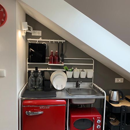 Cozy Friendly Place With Free Parking 布拉格 外观 照片